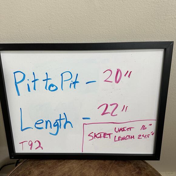 BEAUTIFUL St John Collection Knit Black Multi Jacket Skirt Suit Size 12 - Picture 10 of 10